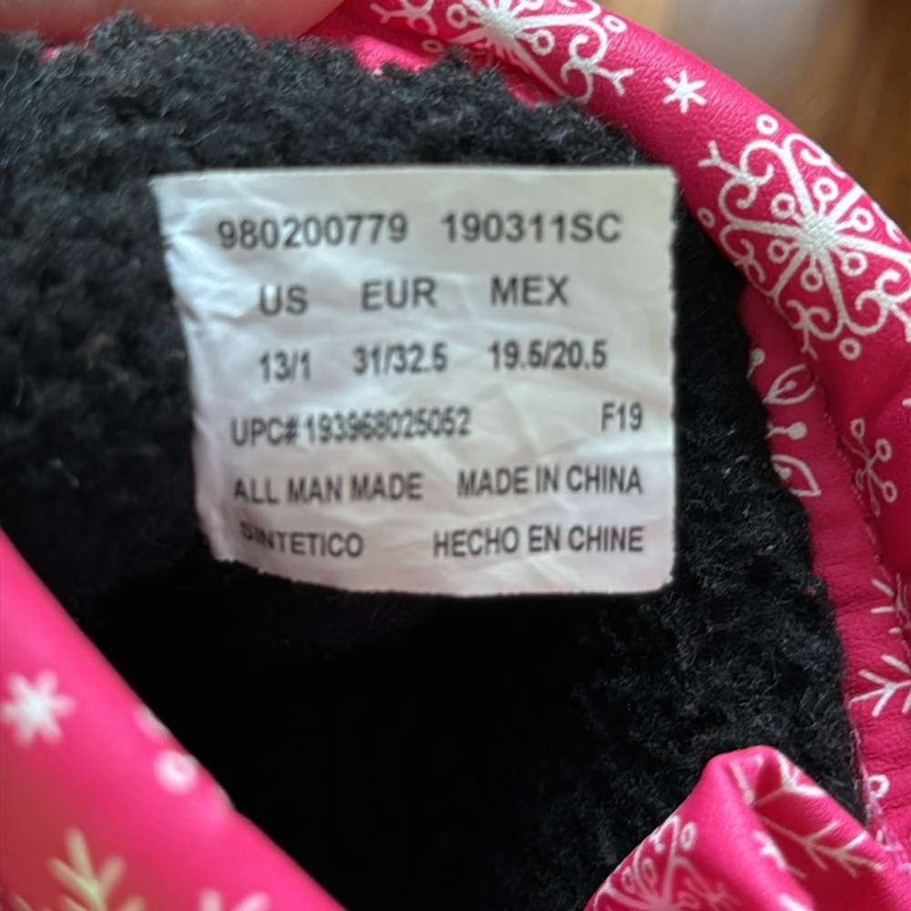 Girl’s Members Mark Light-up Snow Boots - Picture 7 of 9